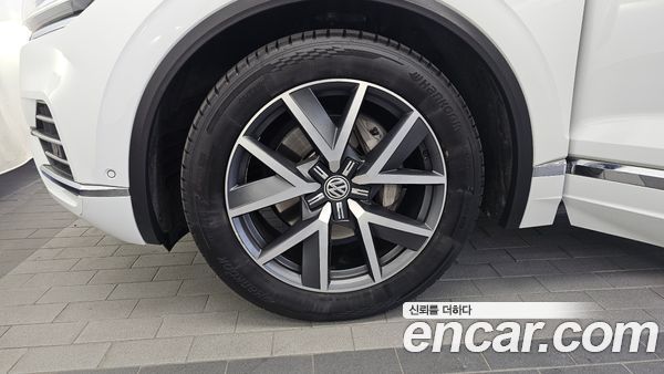 Volkswagen Touareg 2020, фото 5