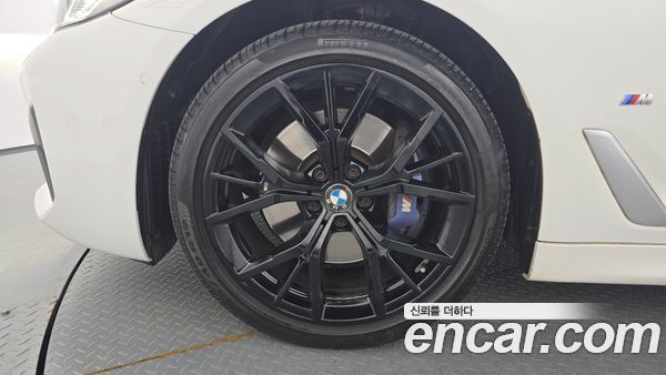 BMW 5 Series 2023, фото 5