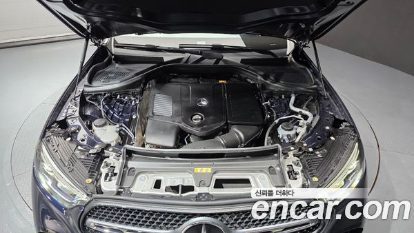 Mercedes-Benz GLC 2024, фото 6