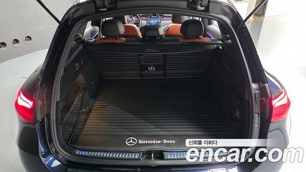 Mercedes-Benz GLC 2024, фото 26