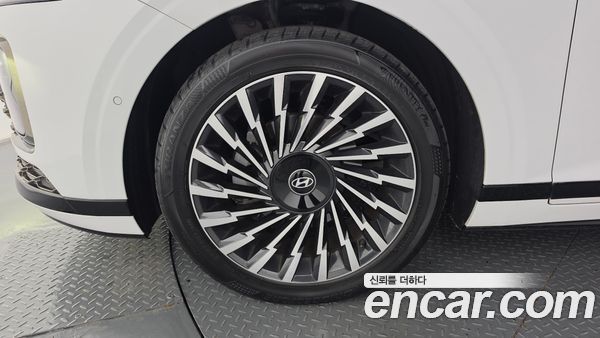 Hyundai Grandeur 2023, фото 5