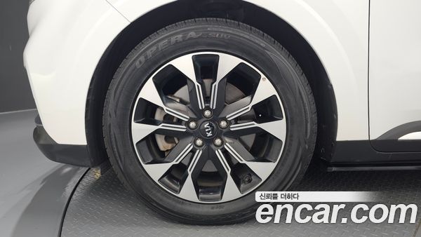 Kia Carnival 2021, фото 5
