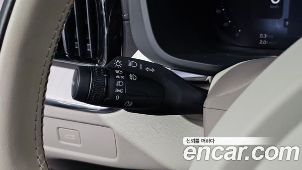 Volvo XC60 2026, фото 30