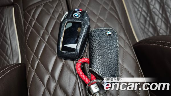 BMW 7 Series 2020, фото 31