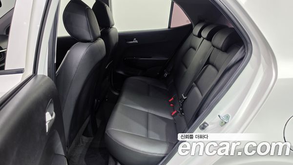 Kia Picanto 2021, фото 16