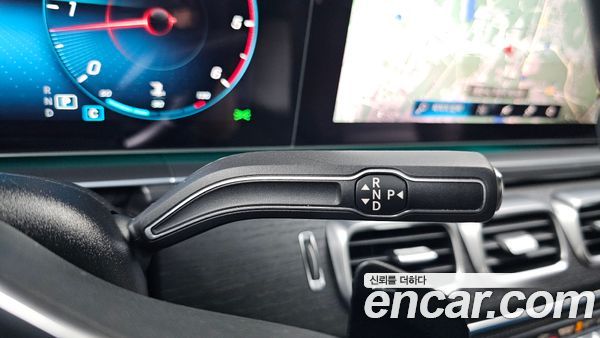 Mercedes-Benz GLS 2023, фото 12
