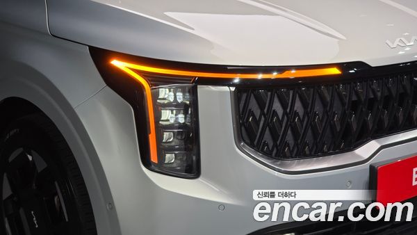 Kia Carnival 2024, фото 8