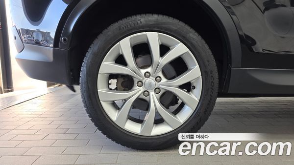 Land Rover Discovery Sport 2021, фото 5