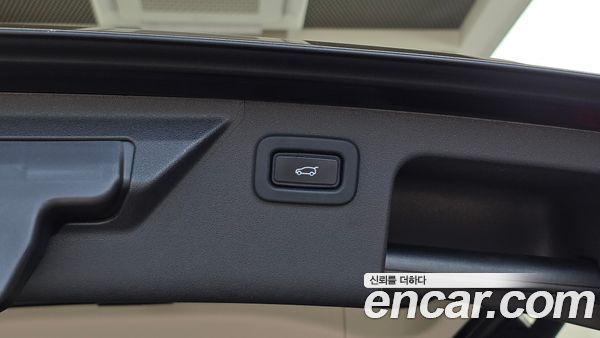 Land Rover Discovery Sport 2021, фото 31