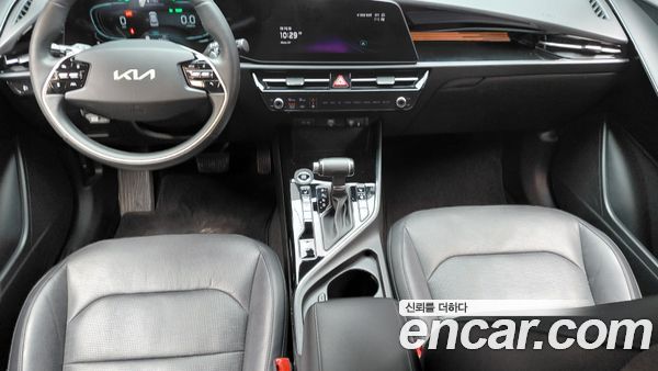 Kia Niro 2023, фото 10