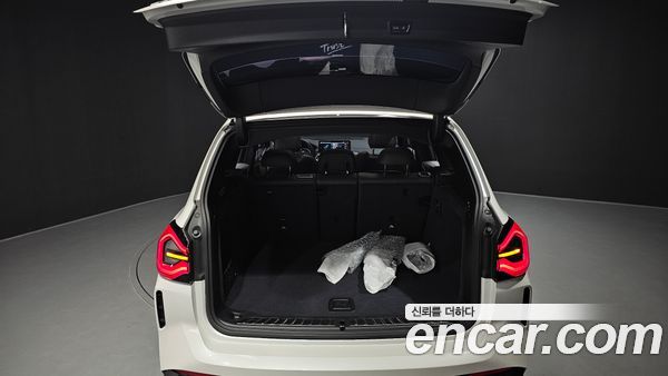 BMW iX3 2024, фото 26