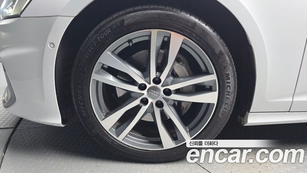 Audi A6 2020, фото 5