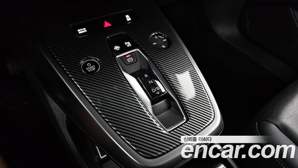 Audi Q4 e-tron 2023, фото 12
