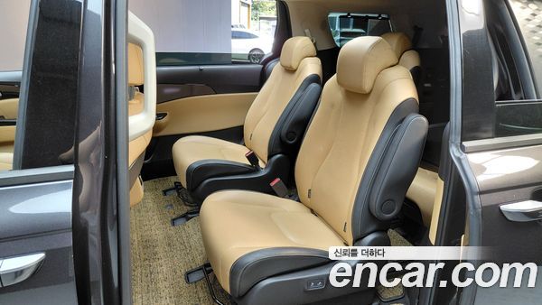 Kia Carnival 2022, фото 18
