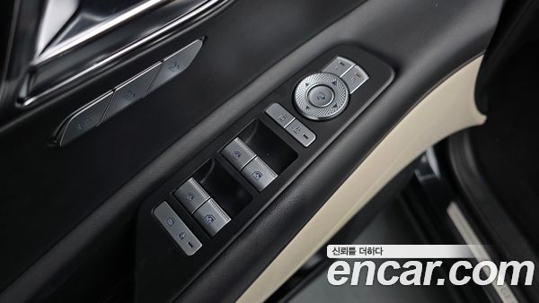 Genesis GV80 2020, фото 29