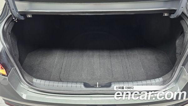 Hyundai Elantra 2021, фото 26