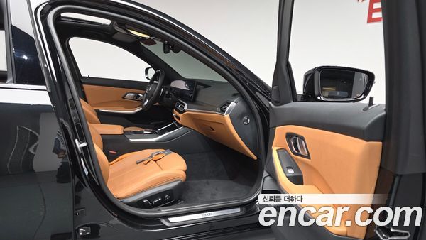 BMW 3 Series 2024, фото 15