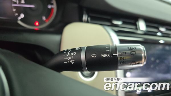 Land Rover Discovery Sport 2021, фото 26
