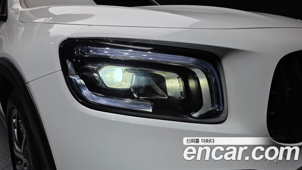 Mercedes-Benz GLB 2021, фото 8
