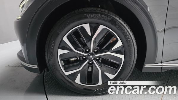 Kia EV6 2023, фото 5