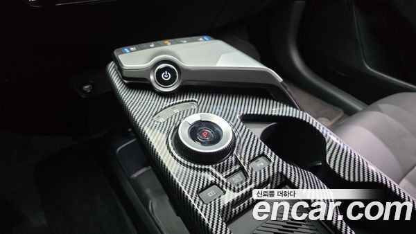 Kia EV6 2023, фото 9