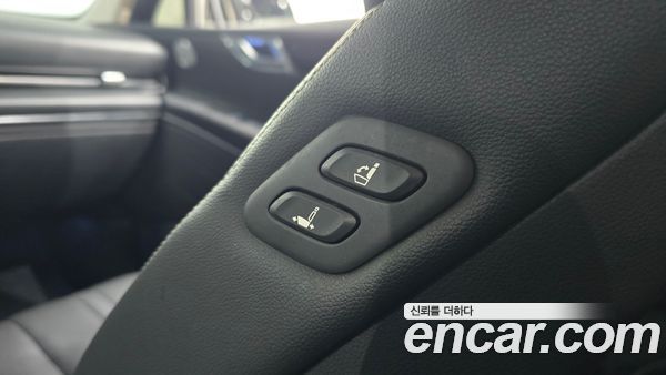 Genesis GV80 2021, фото 28