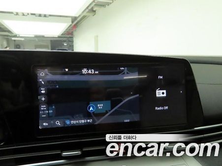 Hyundai Elantra 2023, фото 9
