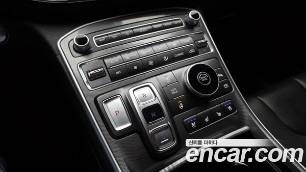 Hyundai Santa Fe 2023, фото 11