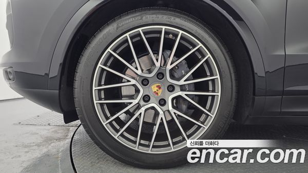 Porsche Cayenne 2021, фото 5
