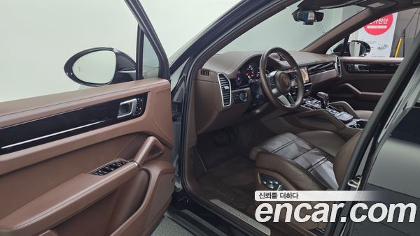 Porsche Cayenne 2021, фото 13