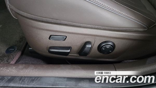 Kia Stinger 2023, фото 31