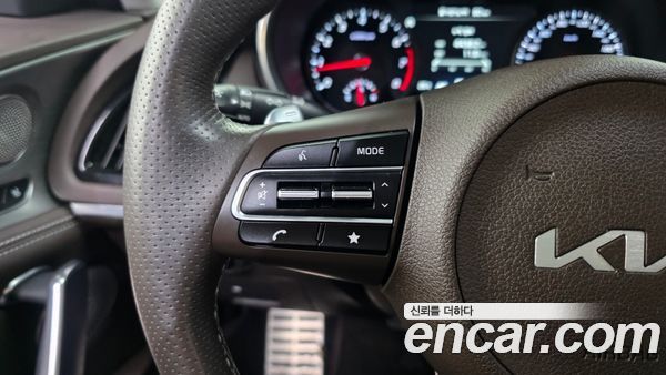 Kia Stinger 2023, фото 35