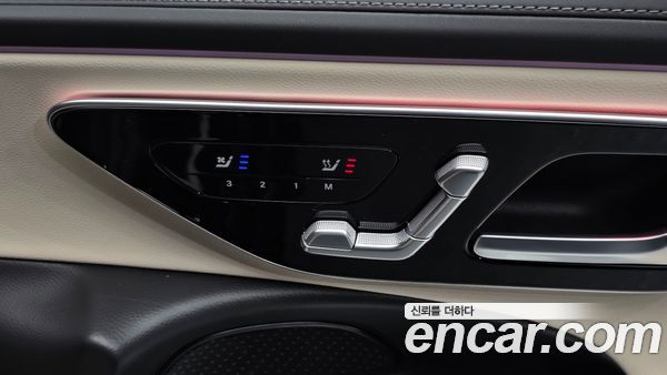 Mercedes-Benz E-Class 2025, фото 31