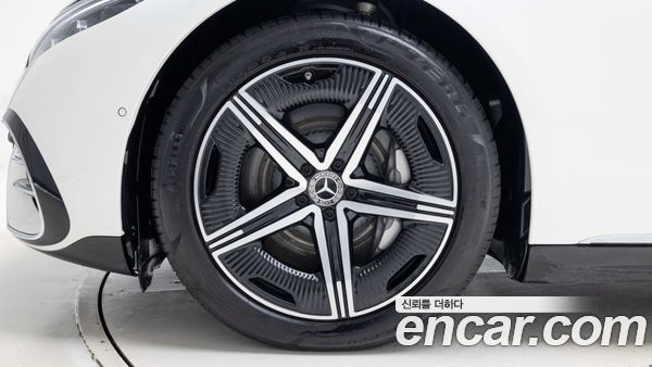 Mercedes-Benz EQS 2025, фото 5