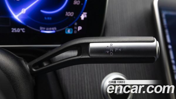 Mercedes-Benz EQS 2025, фото 9