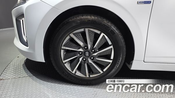 Hyundai IONIQ 2020, фото 5