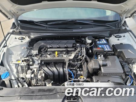 Hyundai Elantra 2024, фото 6