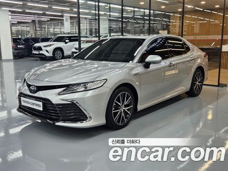 Toyota Camry 2023