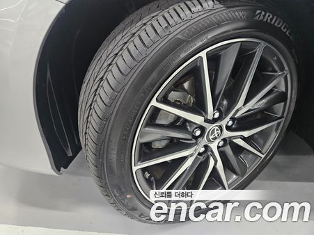 Toyota Camry 2023, фото 15
