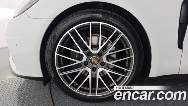 Porsche Panamera 2021, фото 5