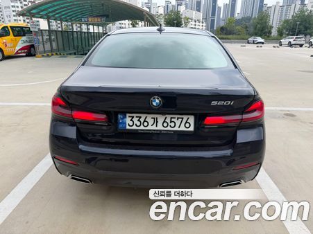 BMW 5 Series 2023, фото 5