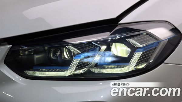 BMW iX3 2024, фото 8