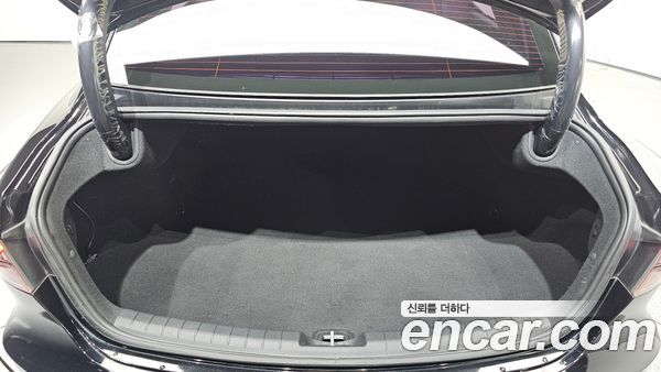 Hyundai Grandeur 2022, фото 24