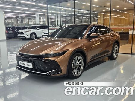 Toyota Crown 2023