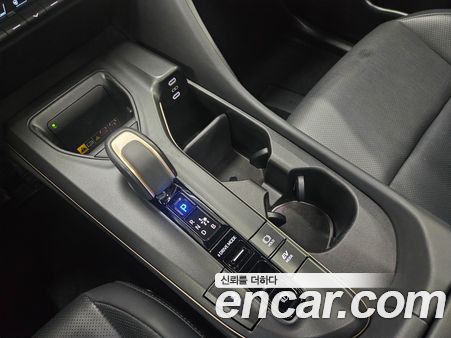 Toyota Crown 2023, фото 14