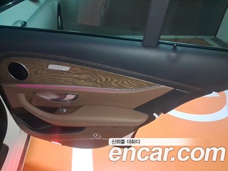 Mercedes-Benz E-Class 2022, фото 14
