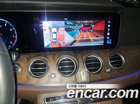 Mercedes-Benz E-Class 2022, фото 20
