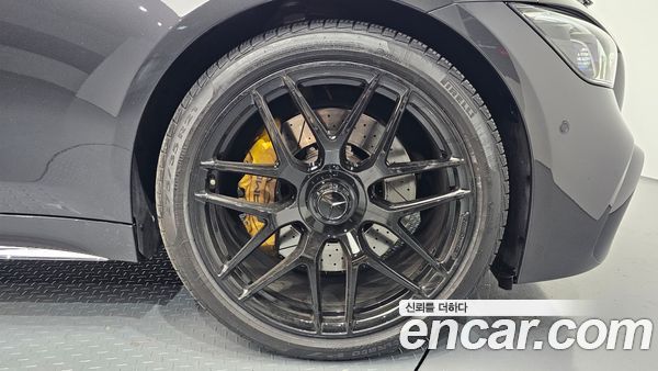 Mercedes-Benz AMG GT 2023, фото 5