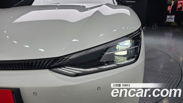 Kia EV6 2022, фото 7