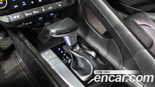 Hyundai Elantra 2022, фото 12